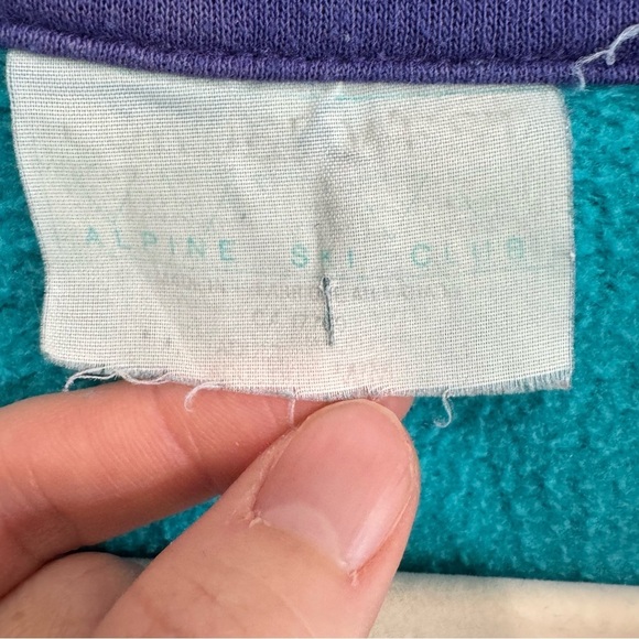 VTG Victoria Canada Womens Quarter Zip Pullover Sweater Ski Resort Gorpcore 90s - Picture 8 of 11